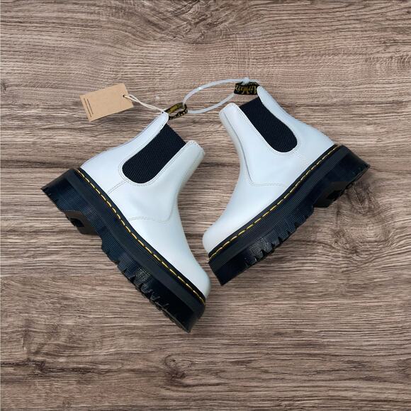 2976 SMOOTH LEATHER PLATFORM CHELSEA BOOTS - Picture 3 of 6